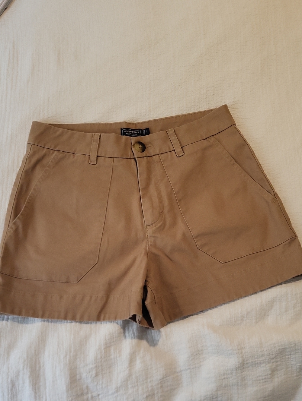 Vineyard Vines Tan Chino Shorts, Size 2